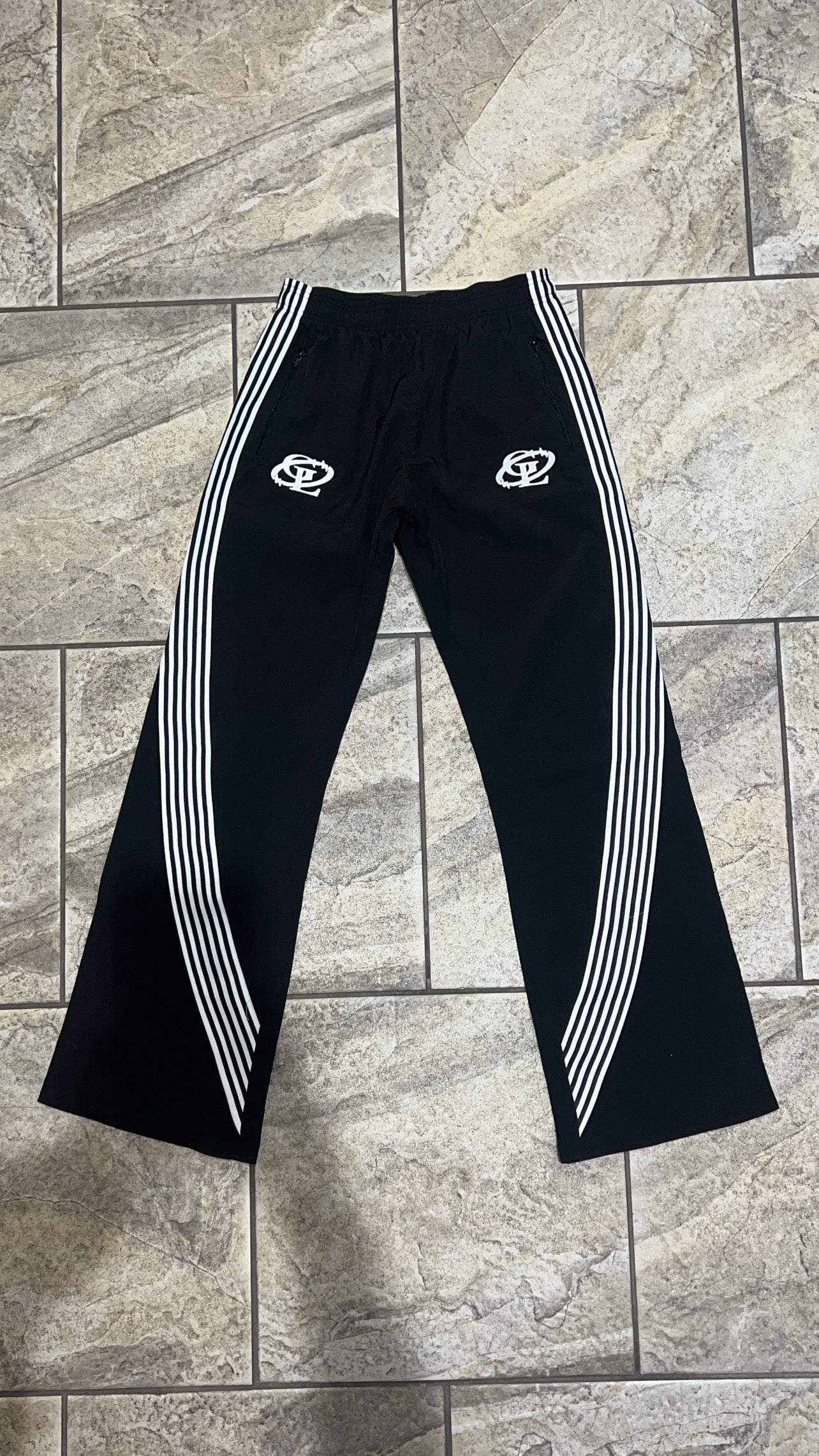 Trackpants